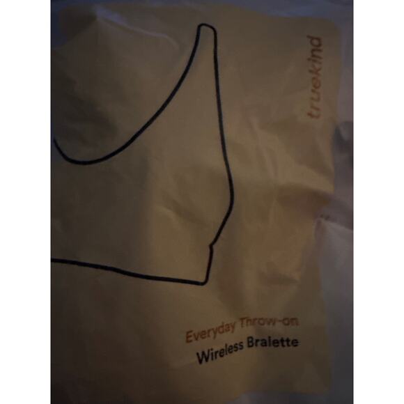 Brand New True Kind Women's Size 4XL Beige Everyday Throw On Bralette - Picture 7 of 7